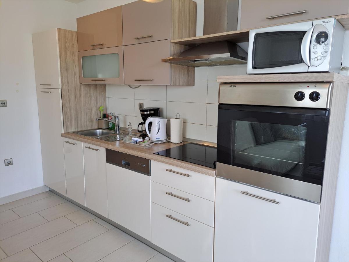 Apartments Fran I Башка Екстер'єр фото