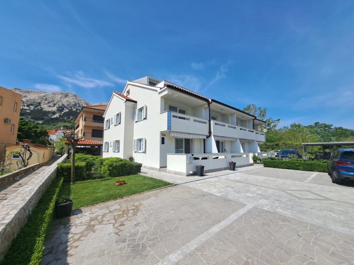 Apartments Fran I Башка Екстер'єр фото